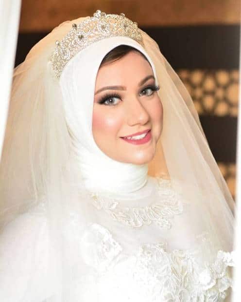 هبة لاشين خبيرة التجميل