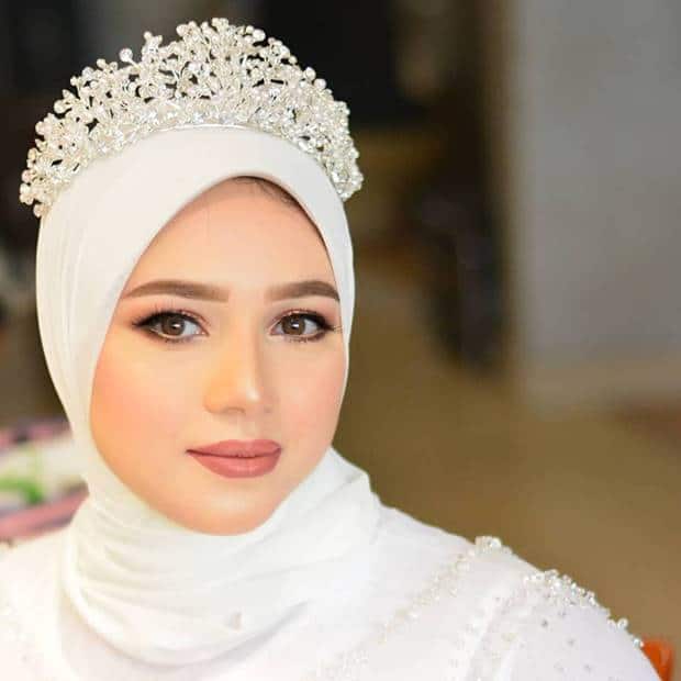 هبة لاشين خبيرة التجميل
