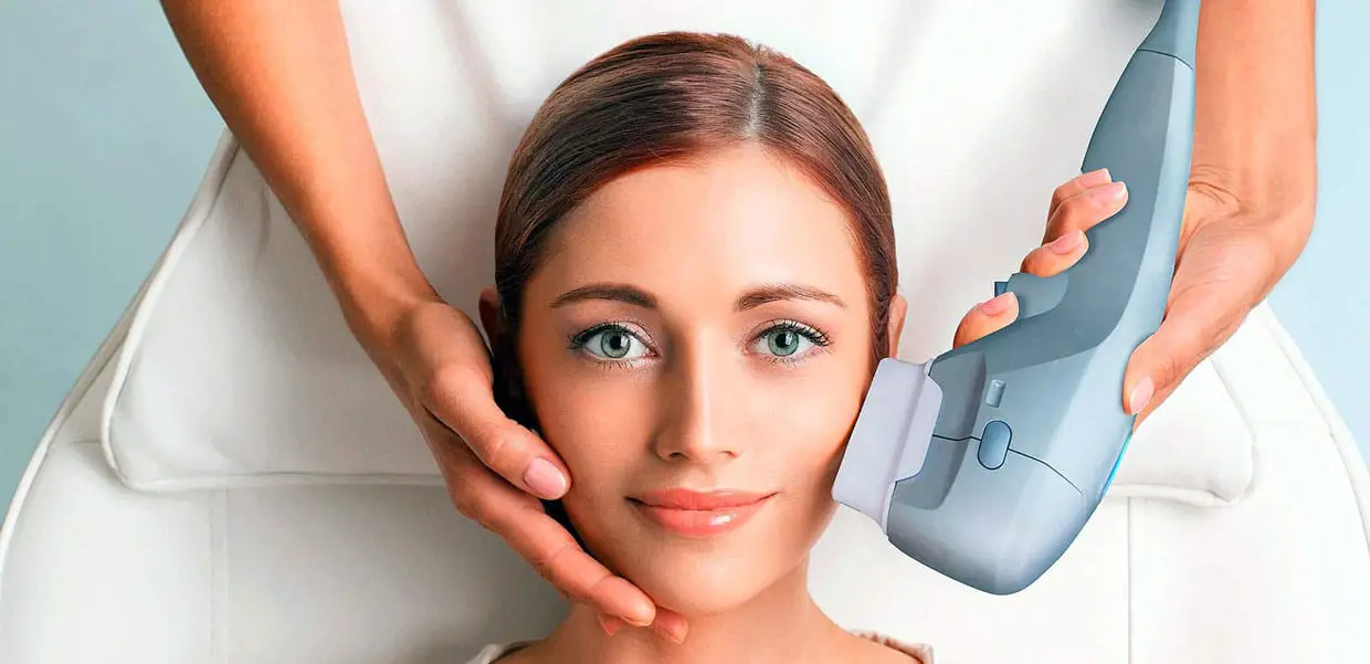 جهاز الهايفو المنزلي لشد الوجه ونحت البطن بديل العمليات التجميلية